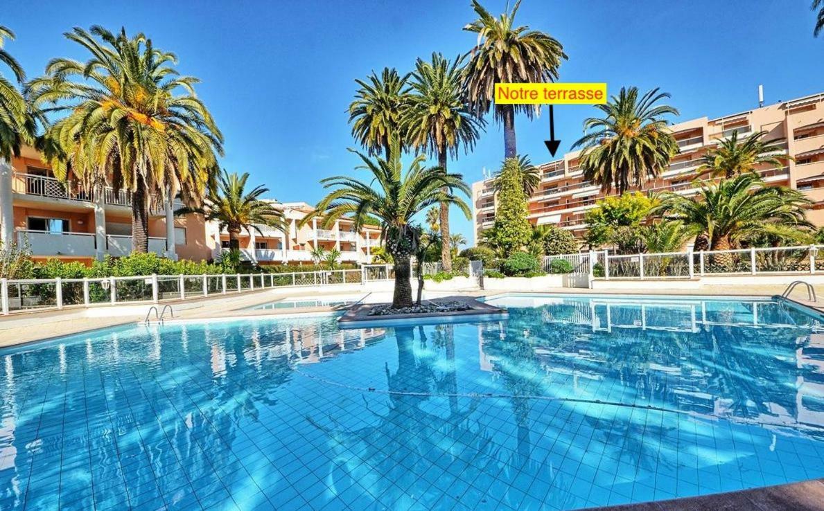 Appartement T2 De Standing Au Pied Des Plages Golfe-Juan Exterior foto
